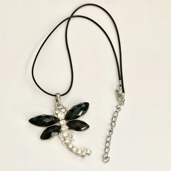Vtg Dragonfly Necklace Pendant Insect Black Crystal Silver Plated Black Cord 18" - Picture 6 of 10